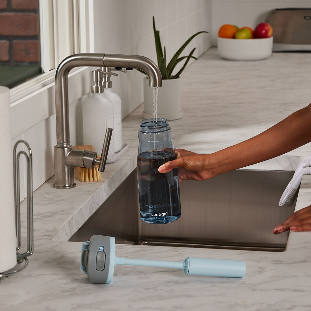Contigo® Wells Plastic Filter Water Bottle with AUTOSPOUT® Straw Lid, 32 Oz. - Dark Ice - image 9